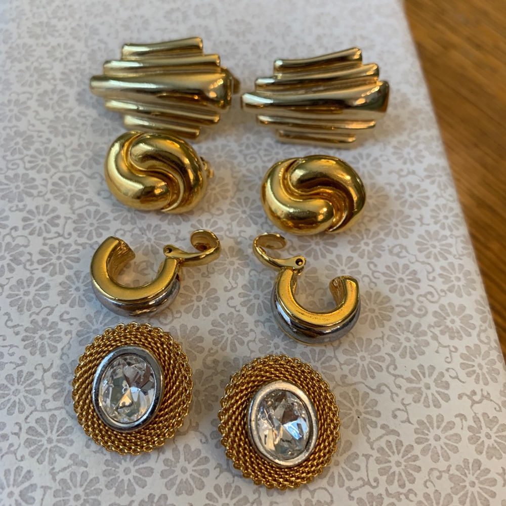 4 Vintage Earrings